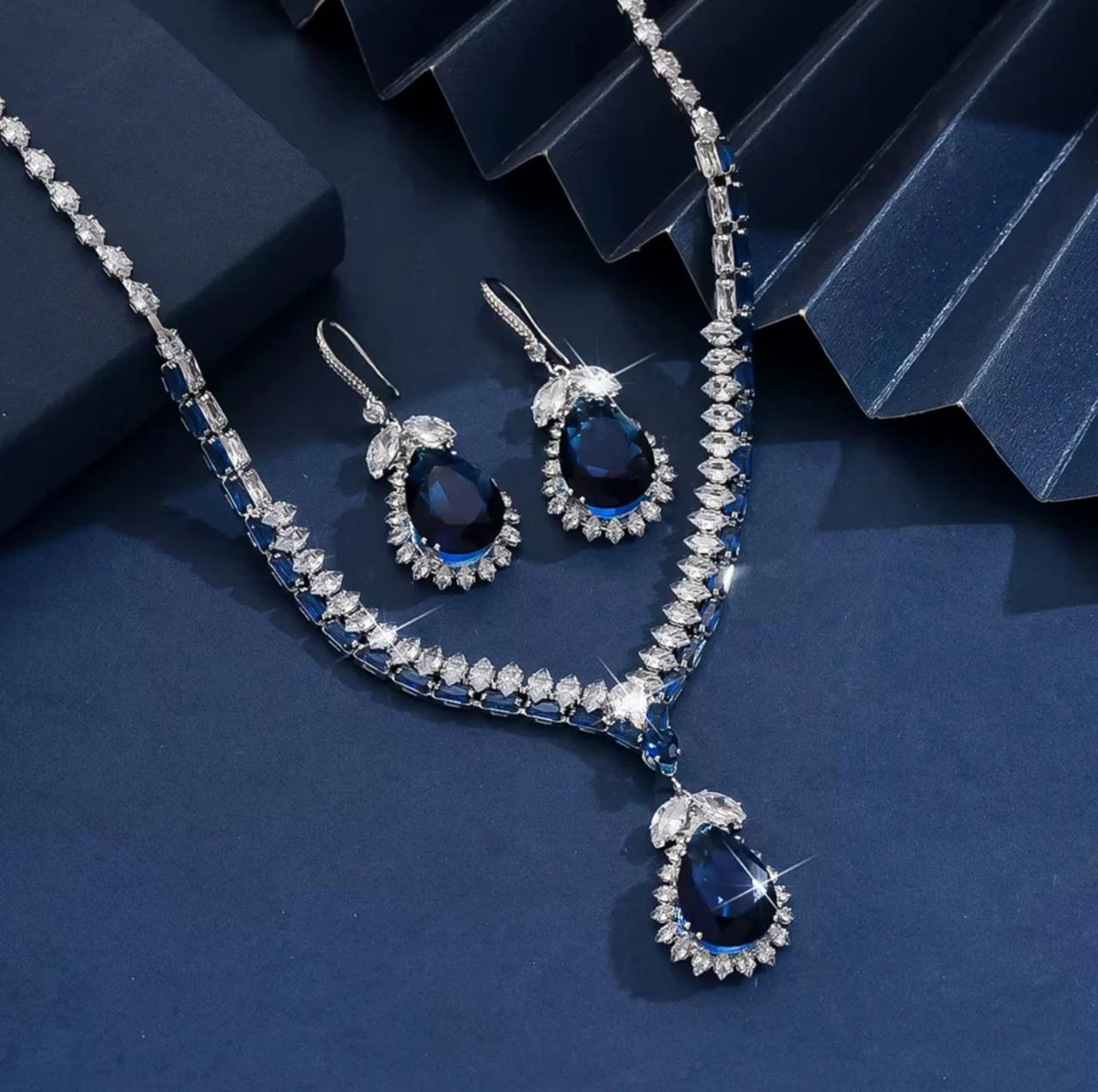 Earrings and pendent with chain