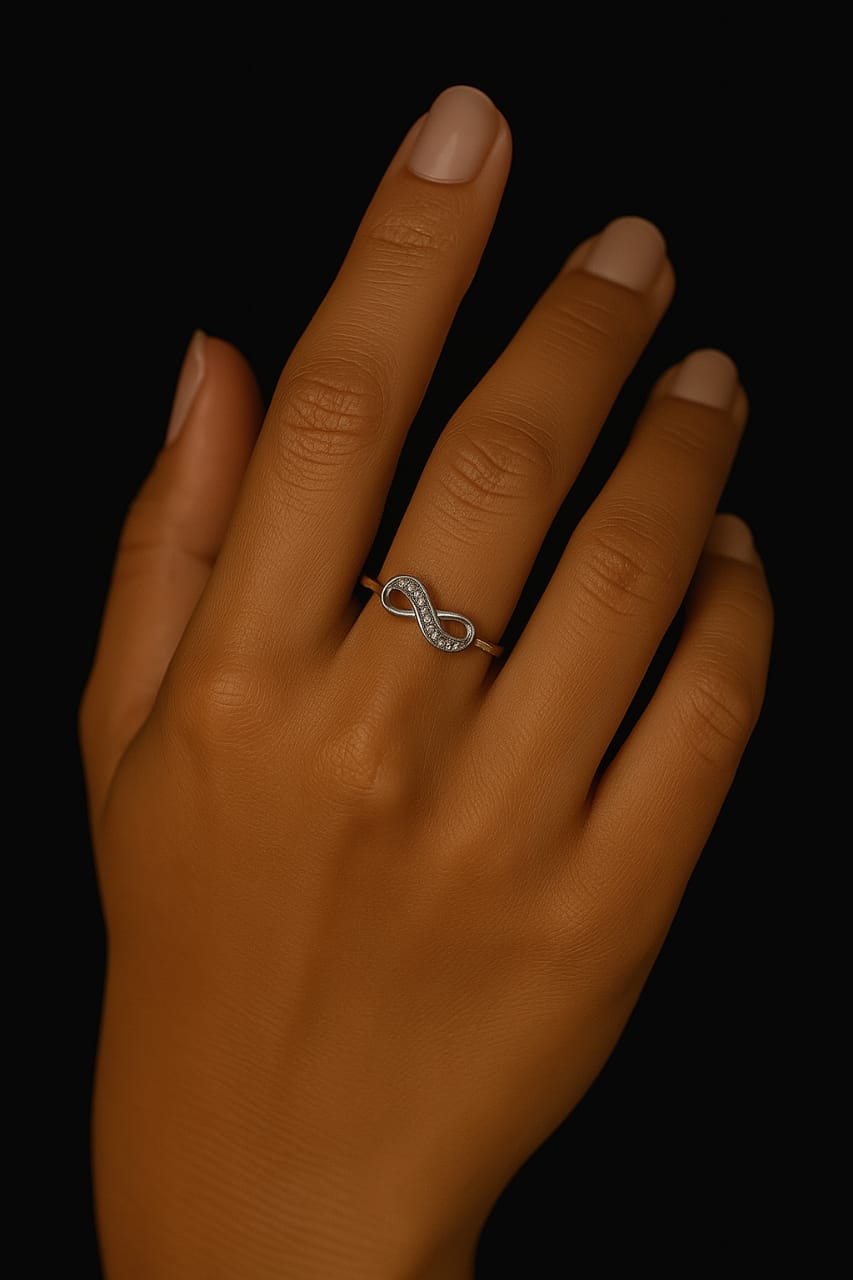 Elegant 925 Sterling Silver Ring for Women - R 606