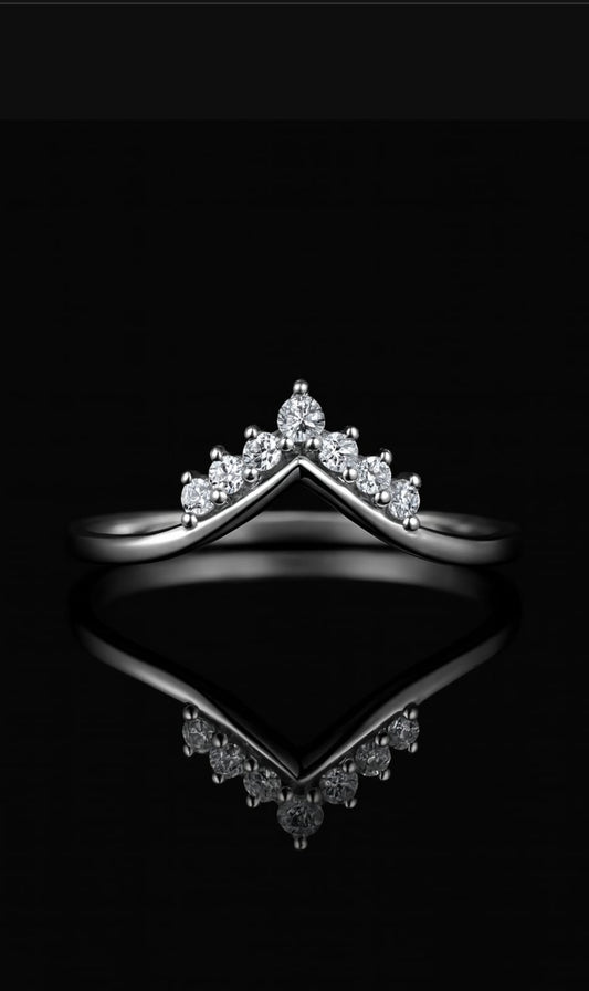 Elegant 925 Sterling Silver Ring for Women R 614