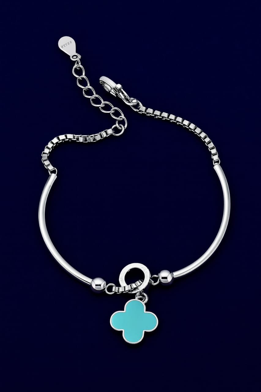 Elegant 925 Silver Adjustable Bracelet with Clover Charm
